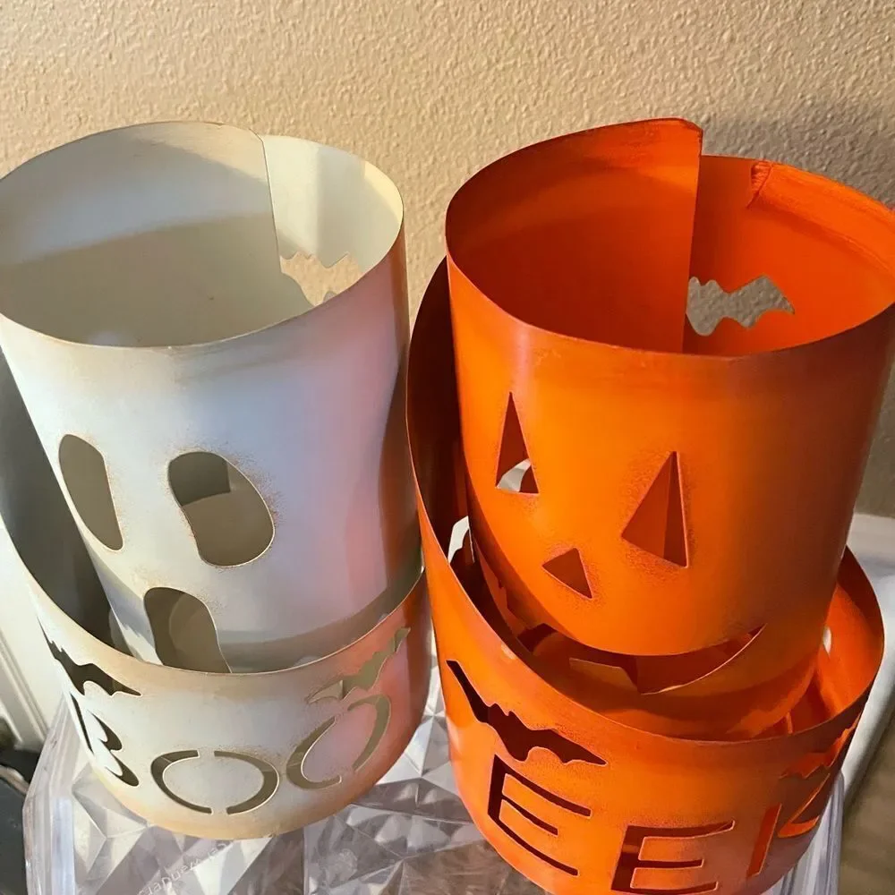 Glitzhome Set of 2 Pumpkin and Ghost Boo and Eek Metal Candle Holders